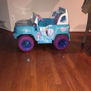 Disney Frozen Jeep